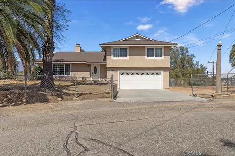 29541 Nichols St, Lake Elsinore, CA 92530