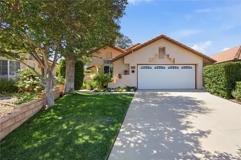 27261 Prominence Rd, Menifee, CA 92586