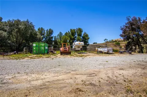Exterior - 42525 Calle Capistrano, Temecula, CA 92590 photo 20 of 27