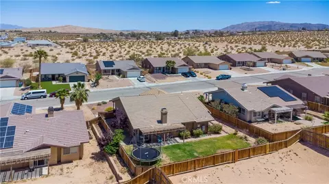 View/Area - 5228 Verenda, Twentynine Palms, CA 92277 photo 4 of 6