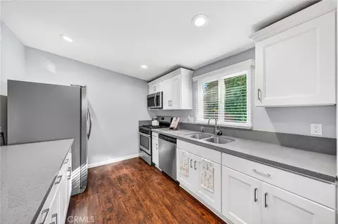 Kitchen - 3548 Everest Ave, Riverside, CA 92503 photo 4 of 5