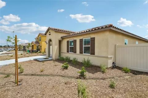 Exterior - 27341 Dunite Dr, Perris, CA 92571 photo 2 of 10