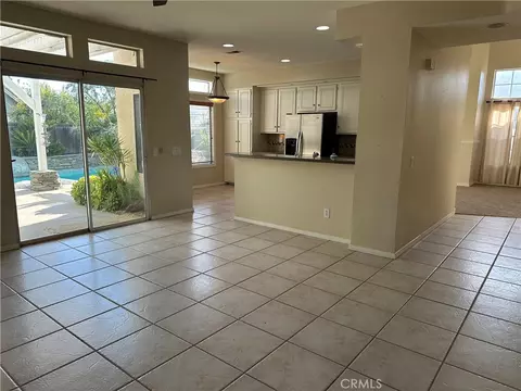 Living - 40435 Chauncey, Temecula, CA 92591 photo 2 of 4