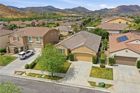 34343 Blossoms, Lake Elsinore, CA 92532