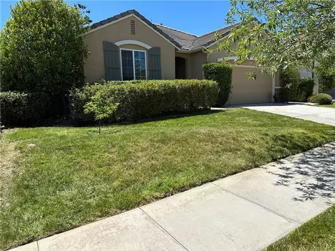 34343 Blossoms, Lake Elsinore, CA 92532