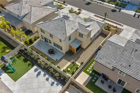 View/Area - 32084 Richardson St, Menifee, CA 92584 photo 2 of 11