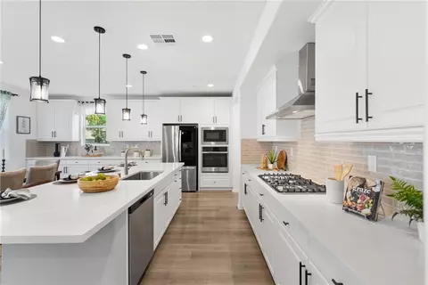 32084 Richardson St, Menifee, CA 92584