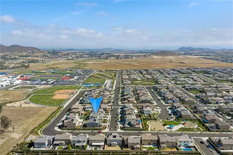 View/Area - 32084 Richardson St, Menifee, CA 92584 photo 5 of 11