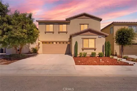 32806 Crown Pt, Lake Elsinore, CA 92530