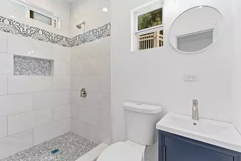 Bath - 40780 Carmelita, Temecula, CA 92591 photo 5 of 5