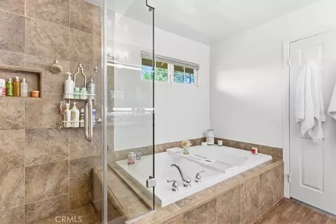 Bath - 40780 Carmelita, Temecula, CA 92591 photo 2 of 5