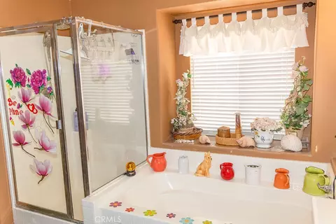 Bath - 32391 Galatina, Temecula, CA 92592 photo 2 of 4