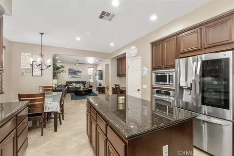 Entry Way - 40409 Corrigan, Temecula, CA 92591 photo 2 of 4