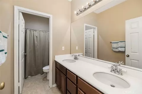 Bath - 40409 Corrigan, Temecula, CA 92591 photo 3 of 3