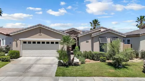 81930 Eagle Claw Dr, La Quinta, CA 92253