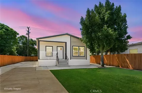 32850 Gregory Pl, Lake Elsinore, CA 92530