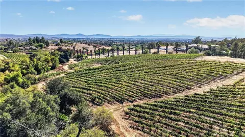38623 Martin Ranch Rd, Temecula, CA 92592 photo 4