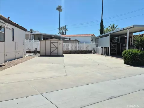 1295 S Cawston Ave, Hemet, CA 92545