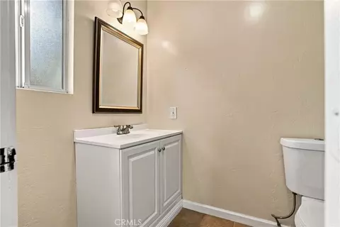 Bath - 1340 E Fallbrook St, Fallbrook, CA 92028 photo 1 of 2