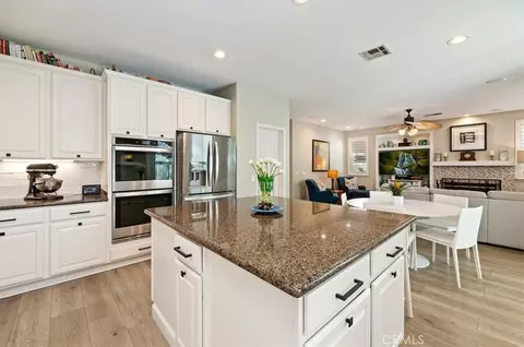 Kitchen - 45259 Helena Ct, Temecula, CA 92592 photo 3 of 5