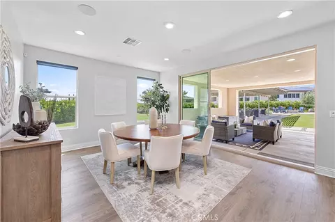 Dining - 39707 Larkspur Ter, Temecula, CA 92591 photo 2 of 3