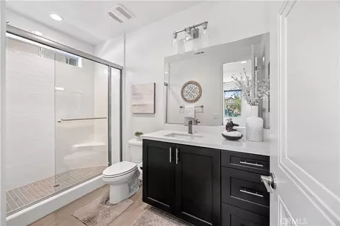 Bath - 39707 Larkspur Ter, Temecula, CA 92591 photo 1 of 6