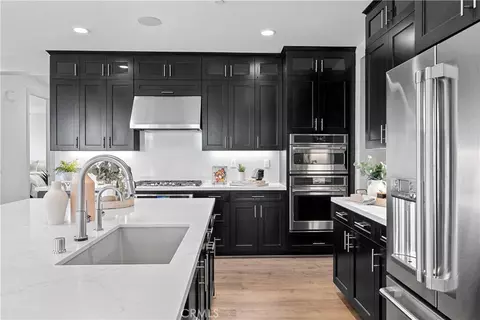 Kitchen - 39707 Larkspur Ter, Temecula, CA 92591 photo 1 of 5