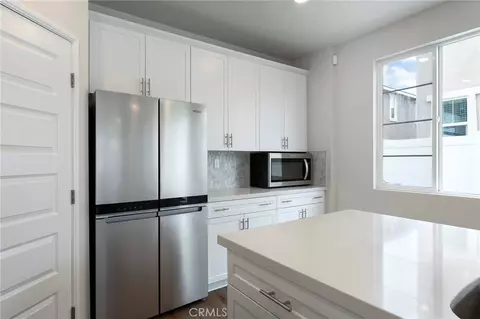Kitchen - 40822 Melrose Dr, Temecula, CA 92591 photo 2 of 2