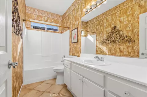 Bath - 28321 Hearthside, Menifee, CA 92584 photo 4 of 4