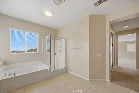 Entry Way - 7444 Sequoia Ln, Highland, CA 92346 photo 4 of 6