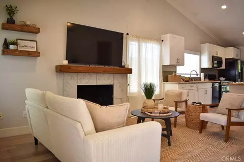 Living - 3373 Vallejo St, Riverside, CA 92503 photo 2 of 3