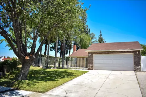 3373 Vallejo St, Riverside, CA 92503