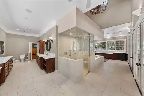 Bath - 45455 Lorenz Ln, Temecula, CA 92590 photo 2 of 5