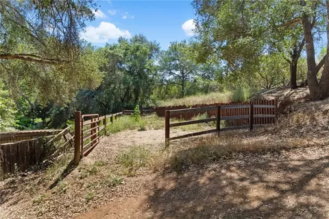 Exterior - 45455 Lorenz Ln, Temecula, CA 92590 photo 29 of 33