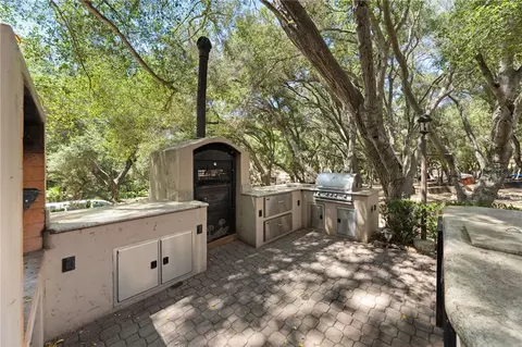 Exterior - 45455 Lorenz Ln, Temecula, CA 92590 photo 17 of 33