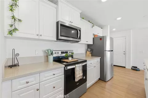 25457 Pine Rdg, Homeland, CA 92548