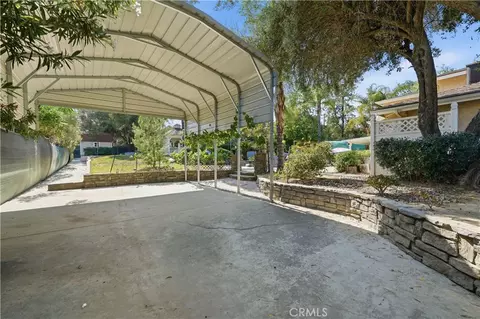 Exterior - 41215 Crest Dr, Hemet, CA 92544 photo 10 of 13
