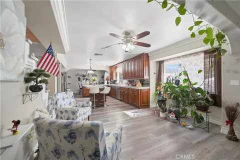 Entry Way - 41215 Crest Dr, Hemet, CA 92544 photo 4 of 4
