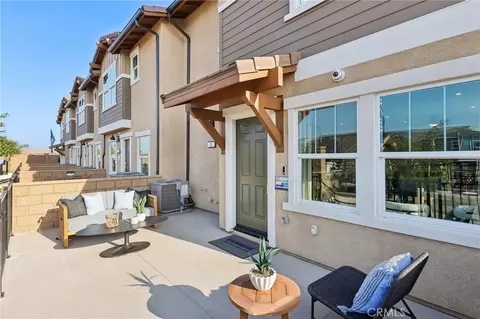 15575 April Dawn Way #1, Fontana, CA 92336