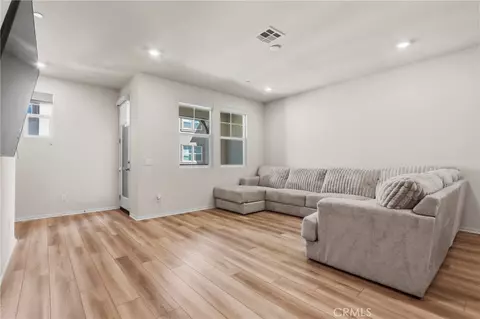 Living - 40775 Melrose Dr, Temecula, CA 92591 photo 3 of 3