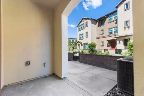 Exterior - 40775 Melrose Dr, Temecula, CA 92591 photo 6 of 14