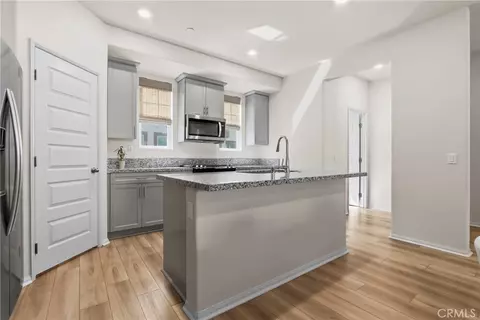 Kitchen - 40775 Melrose Dr, Temecula, CA 92591 photo 3 of 3