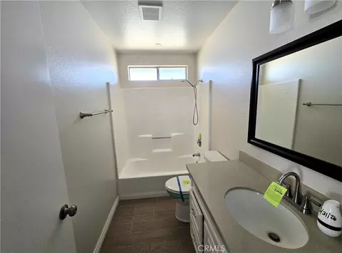 Bath - 22909 Eyota, Apple Valley, CA 92308 photo 2 of 2