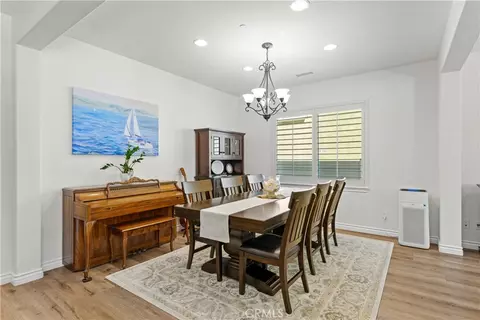 Dining - 45904 Corte Mislanca, Temecula, CA 92592 photo 2 of 4