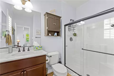 Bath - 45904 Corte Mislanca, Temecula, CA 92592 photo 1 of 4