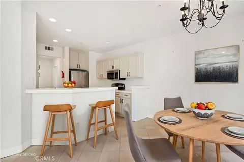 39951 Millbrook Way #B, Murrieta, CA 92563
