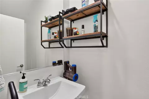 Bath - 35177 Rangpur Ln, Fallbrook, CA 92028 photo 1 of 5