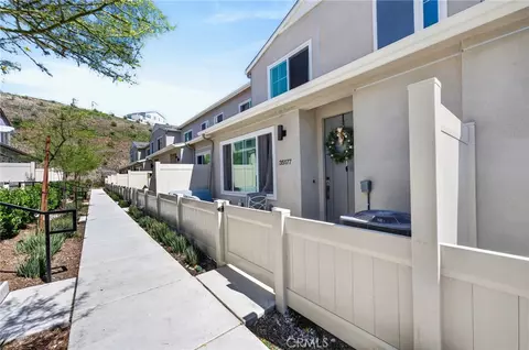 Exterior - 35177 Rangpur Ln, Fallbrook, CA 92028 photo 2 of 5