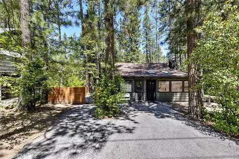 53570 Idyllbrook Dr, Idyllwild, CA 92549