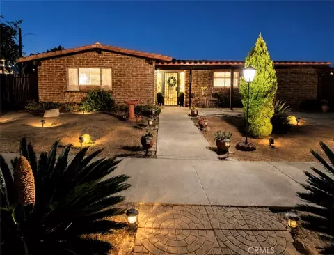 Exterior - 3252 Via Altamira, Fallbrook, CA 92028 photo 2 of 19